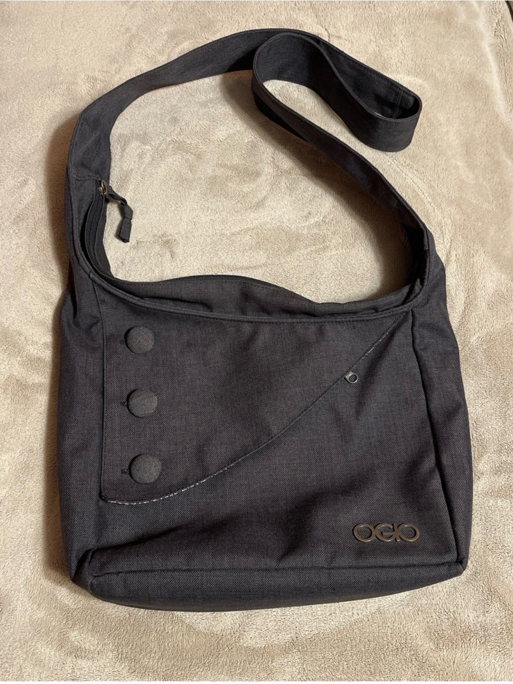 OGIO Black Casual Messenger Crossbody Bag